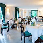 Готель Franceschi 4*