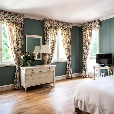 Готель Franceschi Форте-дей-Мармі