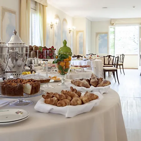 Franceschi Готель Форте-дей-Мармі